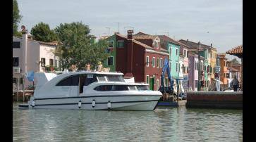 Houseboat Minuetto 45