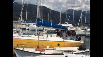 First 211 - Beneteau (France) anno 2002 