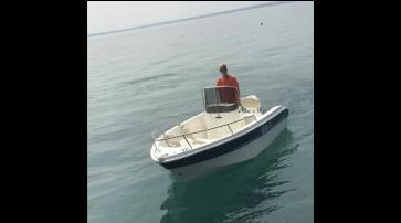 16 Brava senza patente sul Lago di Garda