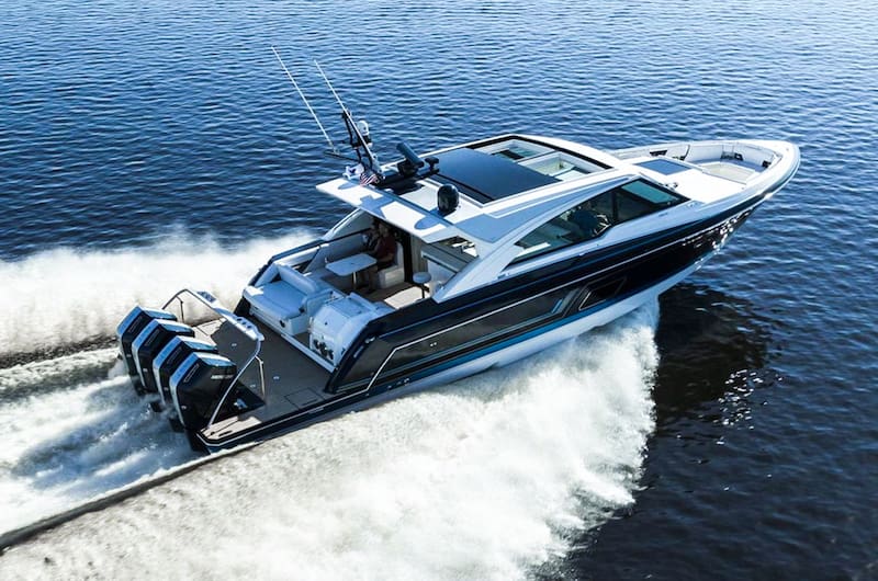 showboat-all-you-want-with-mercury-marines-epic-600-hp-outboard-v12