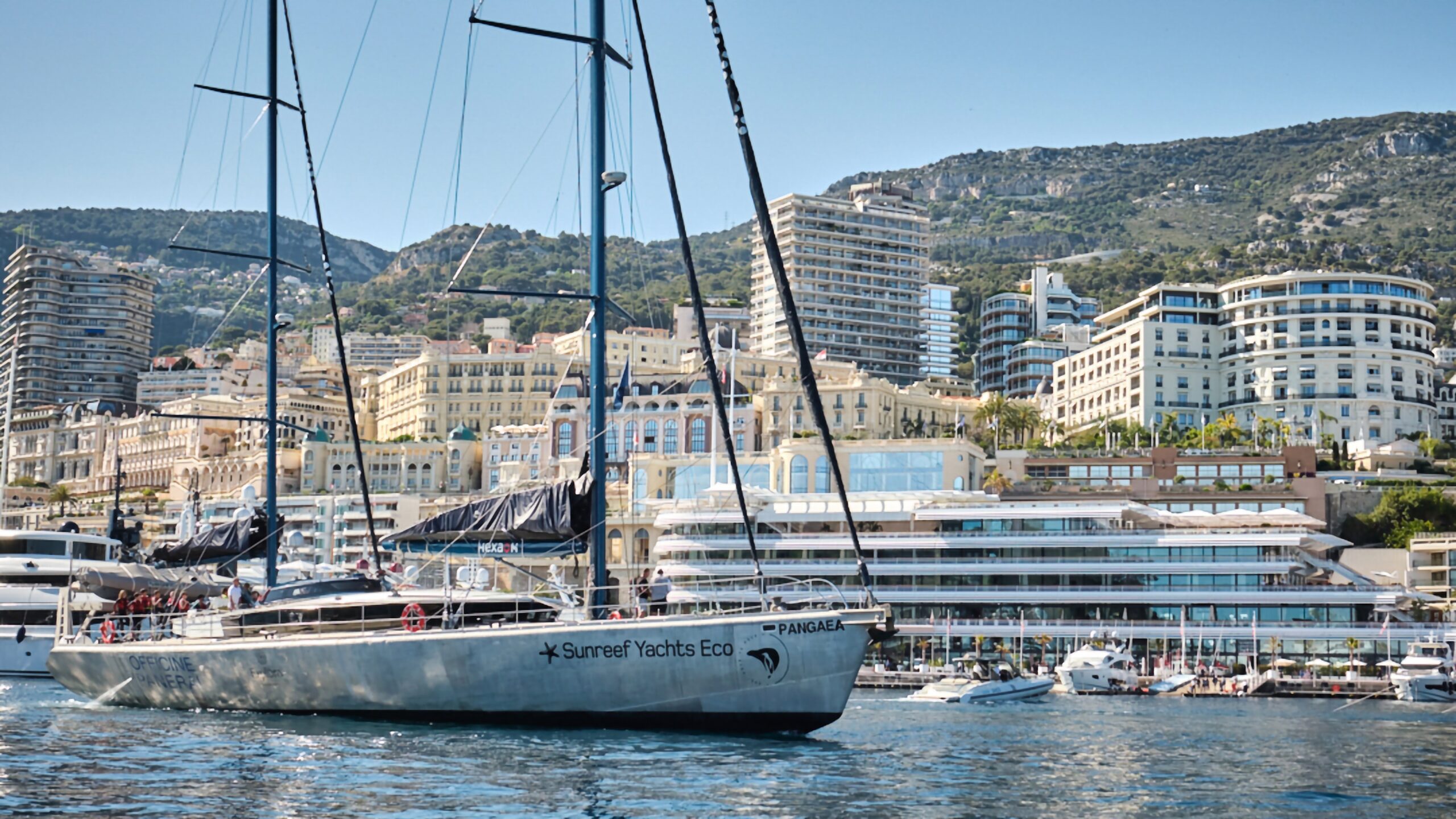Mike Horn y el Yacht Club de Mónaco: la última gran vuelta al mundo para inspirar nuevas acciones medioambientales