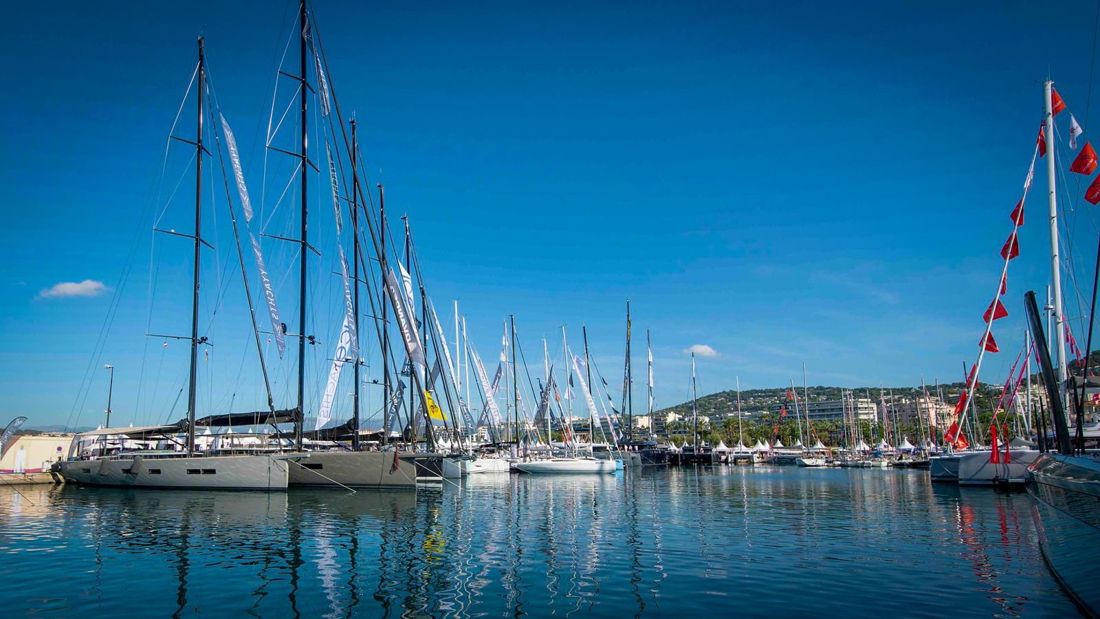 Doble debut de Grand Soleil Yachts en el Cannes Yachting Festival 2023: lujo y prestaciones «al cuadrado»
