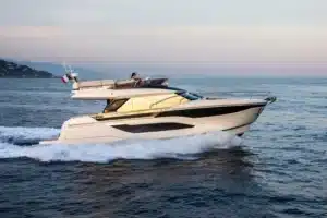 f4-prestige-yachts